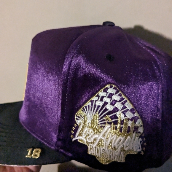 Daneil luu hat - Picture 2 of 3
